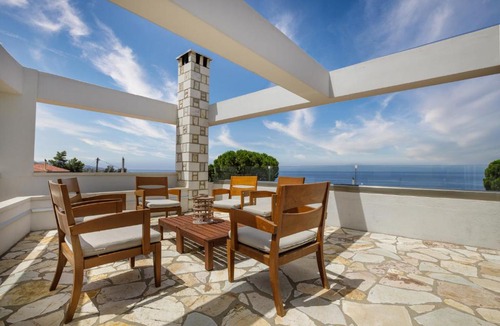 Paralia Vergas Villa | Bay's Balcony Verga