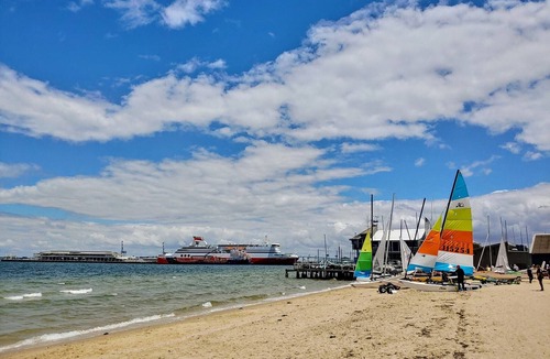 Port Melbourne Apartment | Bayside Port Melbourne Studio Apartment