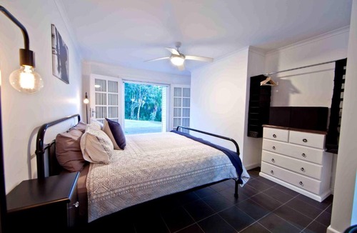 Seventeen Seventy House | BAYVIEW MANOR 1770 - Downstairs