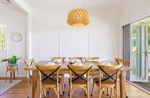 Moffat Beach House | Beach Bliss at Moffat Beach
