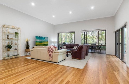 Dunbogan House | Beach, Bush and Birds