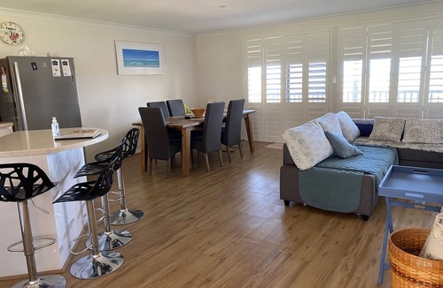 Guilderton House | Beach Front - Pet Friendly - Holiday Home - Guilderton-Moore River