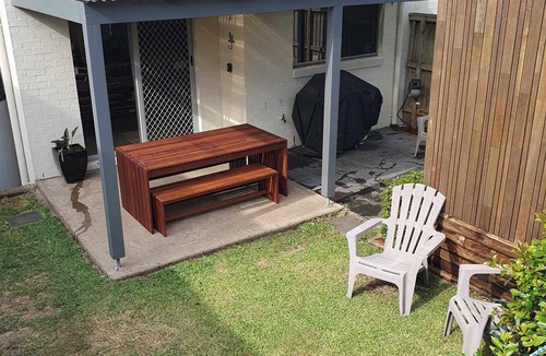 Nelson Bay House | Beach House for a couple, 2-3 couples or a large family. Close to Beach and Pool