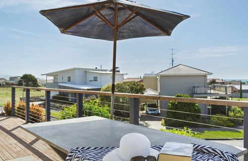 Apollo Bay House | Beach Retreat - At Apollo Bay