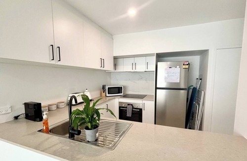 Mosman Park Apartment | Beach & River Cottesloe Escape