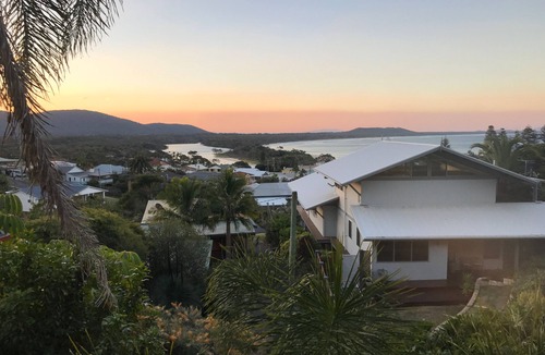 Crescent Head House | Beach Views. Private Gardens. Sleeps 8. Relaxing garden. Older house, good value
