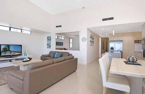 Maroochydore Apartment | Beaches on Maroochy