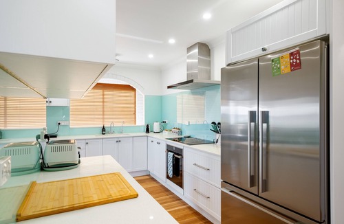 Peppermint Grove Beach House | Beachfront Mansion by Peppy Beach Retreats®