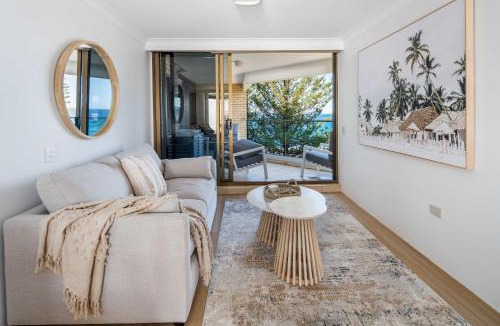 Buddina Apartment | Beachfront Beauty in Buddina
