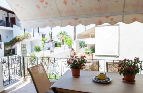 Pefkochori Apartment | Beachfront Deluxe Apt.