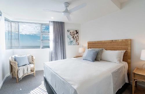 Alexandra Headland Apartment | Beachfront Escape at Beach Life with Ocean Views