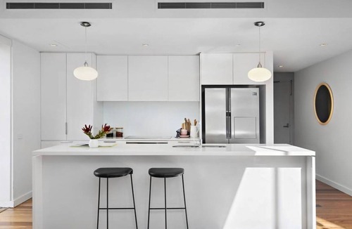 Hampton Apartment | Beachfront Hampton by Property Mums