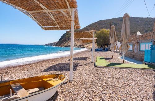 Patmos House | Beachfront Lampis Dolphin 1