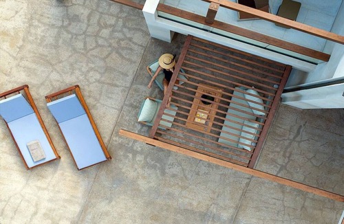 Agios Nikolaos Town Villa | Beachfront Linum Escape Retreat