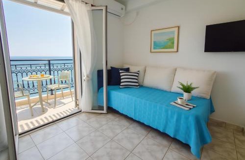 Agia Pelagia Apartment | Beachfront Panorama Apartments in Kythira