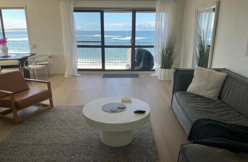 The Entrance Apartment | Beachfront Penthouse at The Entrance