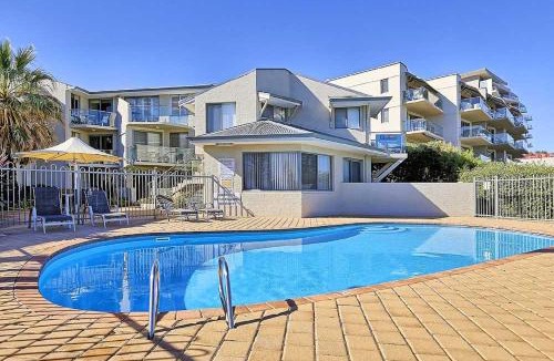 Scarborough Apartment | Beachfront @ Scarbs