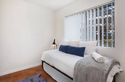 Terrigal Apartment | Beachfront Terrigal - across from the beach