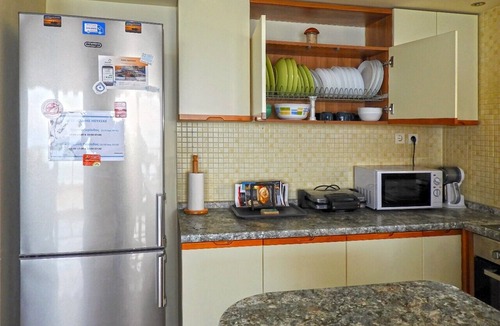 Kalamaria Apartment | Beachfrontfamily apartment plus free parking, the Cruiseflat
