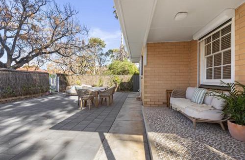 Brighton House | Beachside House with Garage and Outdoor Space