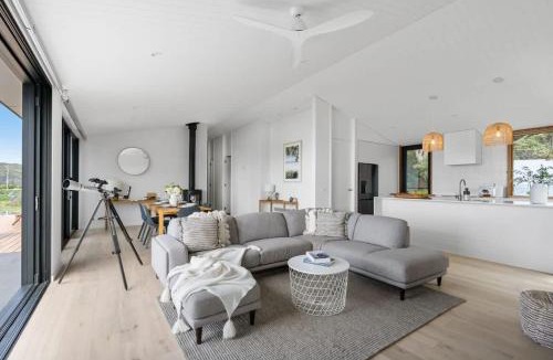 Kioloa House | Beachside in Kioloa - oceanfront luxury bungalow