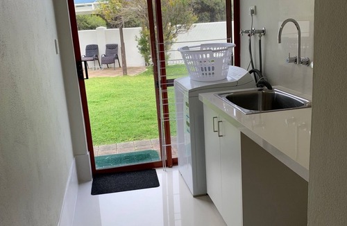 Prevelly House | Beachside Prevelly Villas -Margaret River pet friendly beach house accommodation