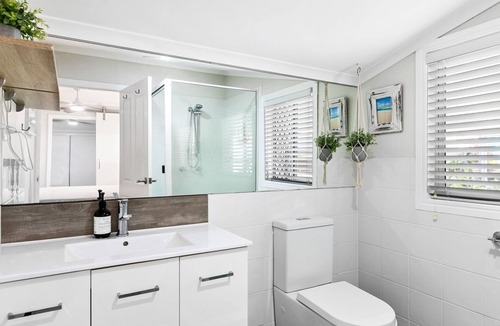 Pialba House | Beachside Serenity-37 Neils st