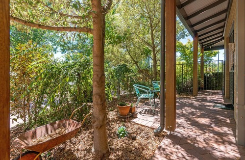 Calare Apartment | Beautiful "Claremont Studio" Apartment