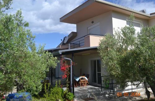 Nea Moudania Villa | Beautiful maisonette (Όμορφη μεζονέτα)