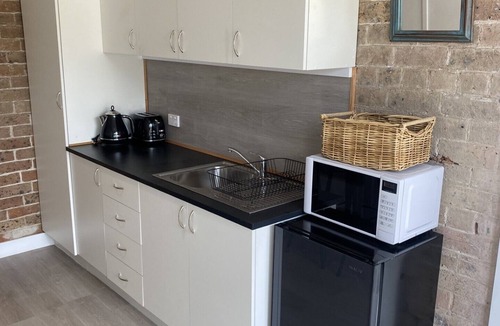 Mittagong Cottage | Beautiful pet friendly accommodation in Mittagong's blue ribbon precinct
