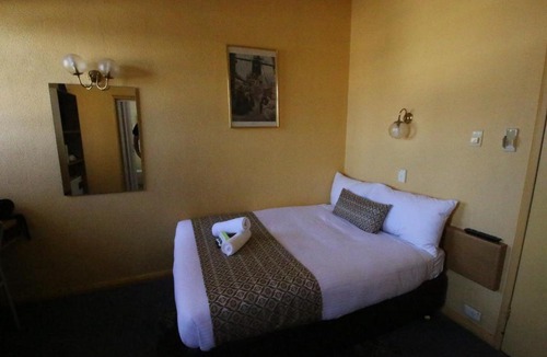 Albury Hotel | Beer Deluxe Albury