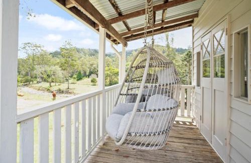 Conondale House | Bellbird Rise Off-Grid Cottage