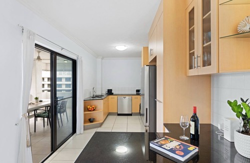 Cairns Central Business District Apartment | Belle Escapes 702 CBD Apartment with elevated City and Water Views
