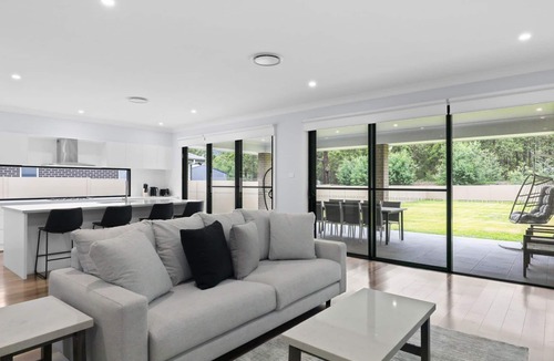 North Rothbury House | Belle Vue Retreat a luxury escape in North Rothbury!