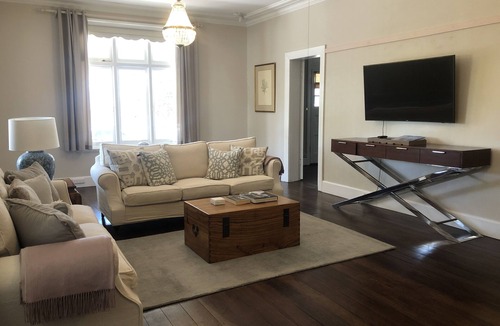 Armidale House | Belmore Historic Cottage