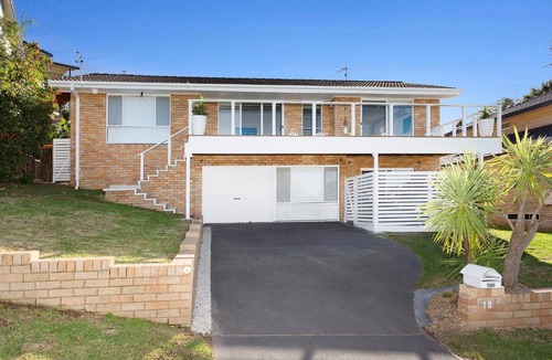 Kiama House | BELVEDERE HOUSE BY THE BEACH Kiama 4pm Check Out Sundays except Peak season