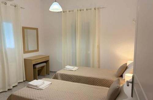 Naxos Apartment | Bernie House