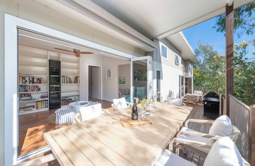 Murrays Beach House | Best of both worlds, Lake and beaches in beautiful Murrays Beach (Pet-Friendly)