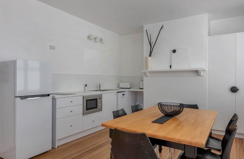 North Hobart House | Best on Letitia Central spacious stylish sleeps 6