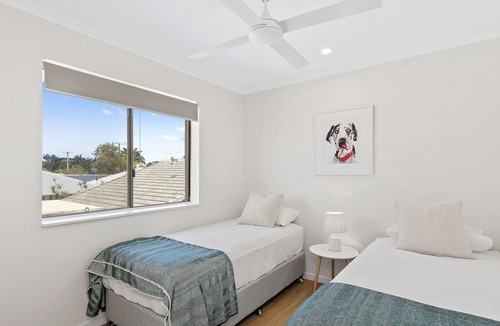 Tewantin House | Betty on Hilton - just steps from the river