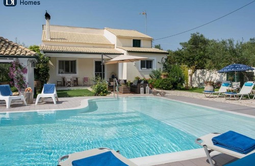 Linia Villa | BH186 - R - Villa Corfu