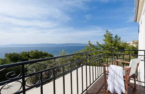 Hydra Apartment | BH312 - C - Suite Hydra