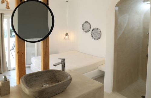 Kastraki House | BH442 - C - Suite Naxos