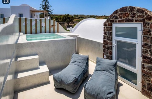 Karterados House | BH588 - C - Suite Santorini