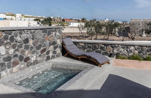 Vothon Apartment | BH926 - C - Suite Santorini