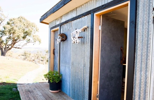 Curraweela RV Rental | Bila - glamping overlooking the Great Dividing Range