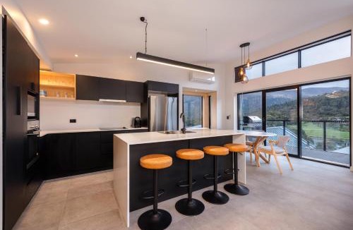 Lake Crackenback House | Black Diamond Crackenback