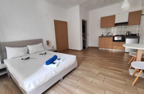 Analipsi Apartment | Ble Island