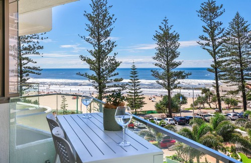 Burleigh Heads Apartment | Bliss On Burleigh - Breathtaking Views