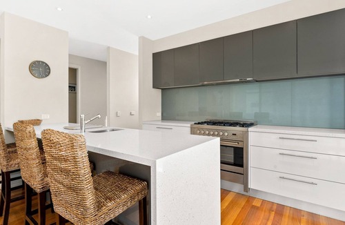 Cowes House | Bliss on Sanctuary in Cowes